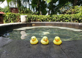 两江假日温泉水世界