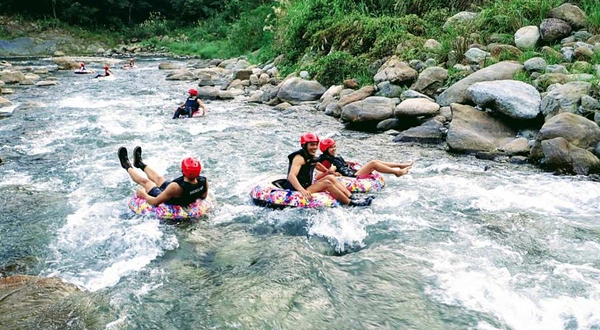 亚溤而夏南澳溪漂流
