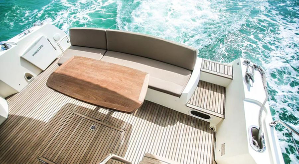 三亚赫驰游艇俱乐部