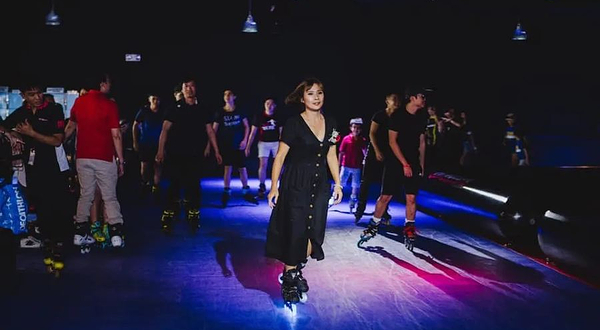 Hi Roller室内滑轮溜冰场