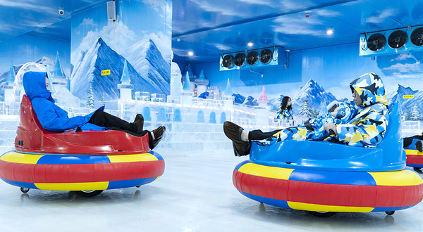 四季漫天冰雪主题乐园