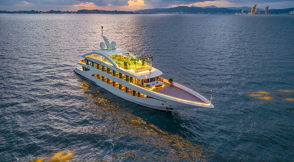 Leona号下龙湾游船