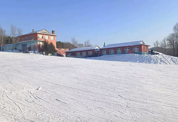 玉泉玉峰滑雪场第 1 张图片
