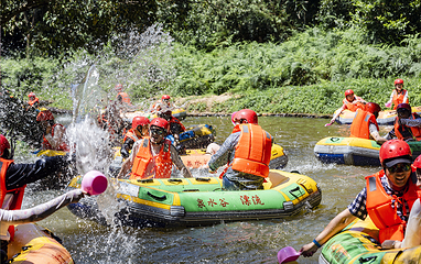 泉水谷旅游景区第 4 张图片