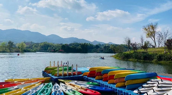 红帽子明月湖水上运动基地