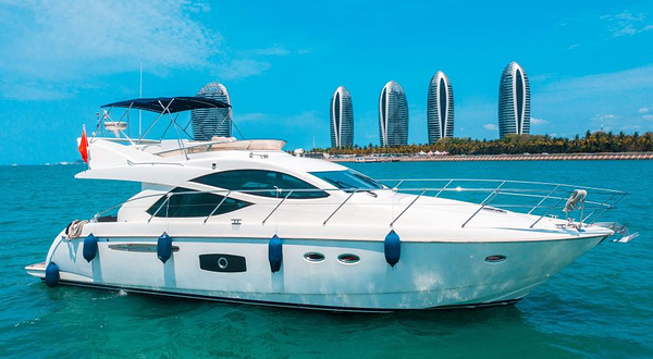 三亚申亚游艇俱乐部