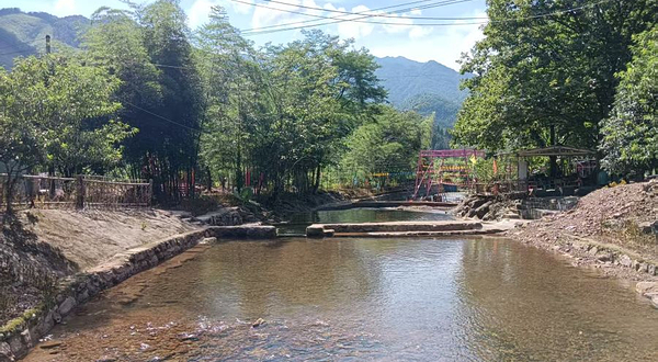 一米天下(桂林)撒野山庄