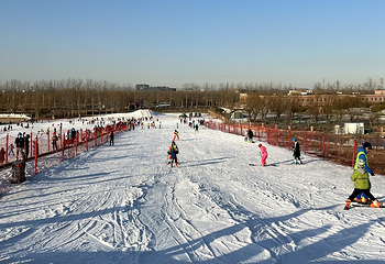 蓝调庄园滑雪场第 3 张图片