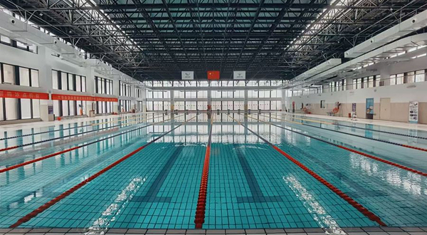 豫见向上游泳馆