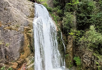 藏龙潭风景区第 11 张图片