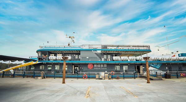 老龙头码头游船