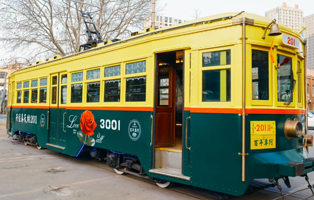 201百年专列有轨电车