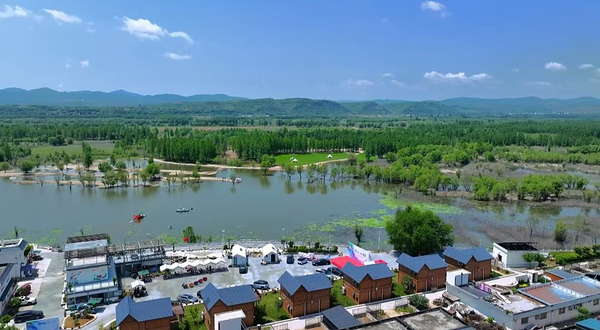 那水乡水上青荷旅游度假区
