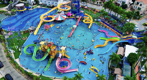 鑫龙水上乐园(东莞桥头店)