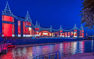 《遇见·哈尔滨》江上沉浸式演出