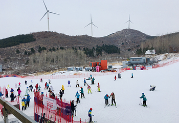 奥悦碾子山国际滑雪场第 42 张图片