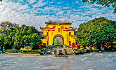 独秀峰王城景区第 1 张图片