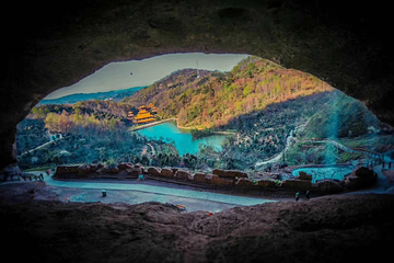 大别山石窟第 9 张图片