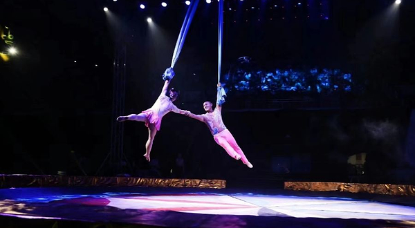 吴桥超嗨大马戏