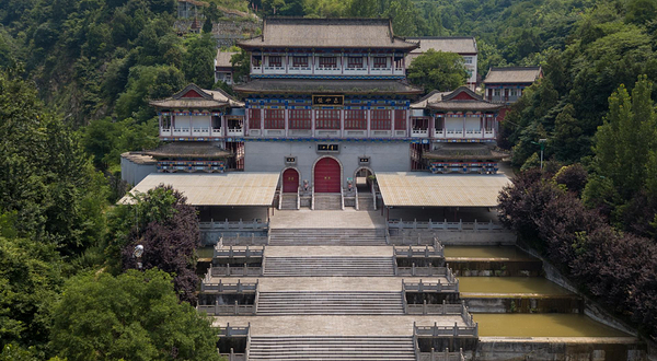 青华山卧佛寺景区