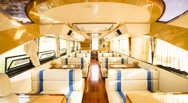 千岛湖绿城豪华游艇俱乐部