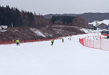 聚隆滑雪场第 3 张图片