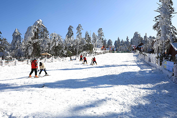 峨眉山滑雪场第 6 张图片