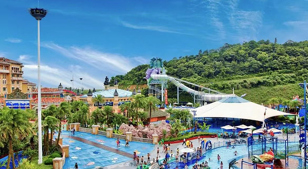 九龙山乐满地水上乐园