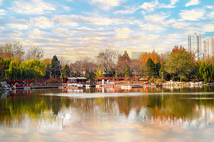 长虹生态园神兽乐园