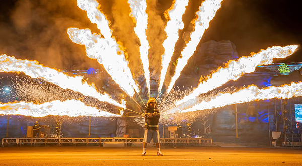 平湖山海几千重