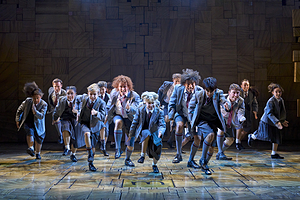 伦敦《玛蒂尔达》音乐剧