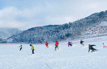兴山昭君国际滑雪场第 16 张图片