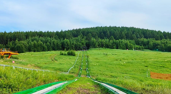 东山顶太伟游乐场