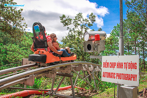 达塔拉瀑布过山车