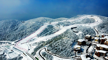 云上草原滑雪场第 13 张图片