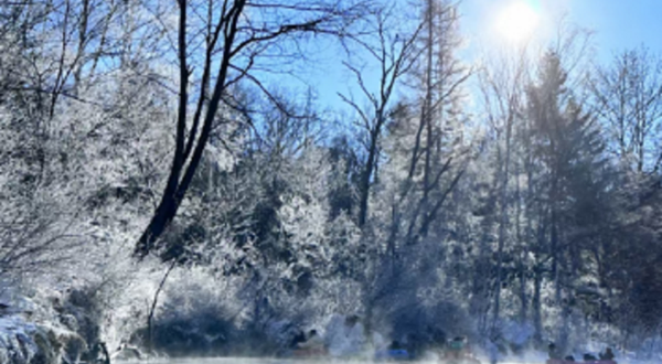 长白山大全河雾凇漂流