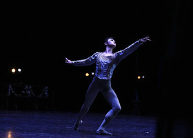 上海芭蕾舞团经典版《天鹅湖》