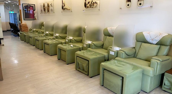 活泉足体养身世界