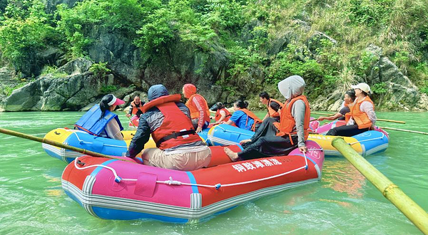 铜鼓滩漂流