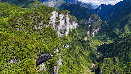 巴山大峡谷第 3 张图片