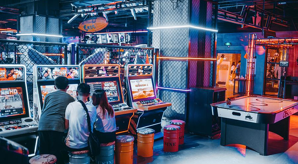 集合石·大型潮玩中心·密室VR生日派对年会团建(虹桥丽宝店)