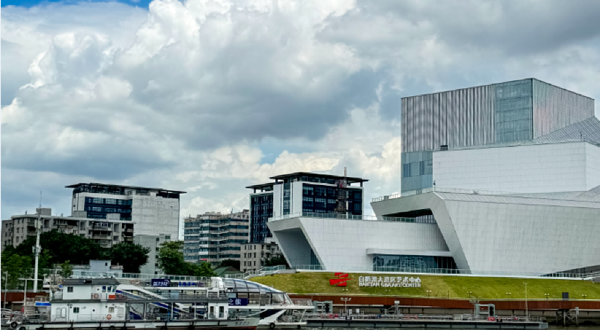 珠江夜游(白鹅潭艺术中心码头)