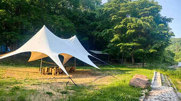 翠河湾漂流度假山庄