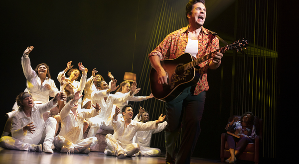 纽约百老汇《美丽的噪音》