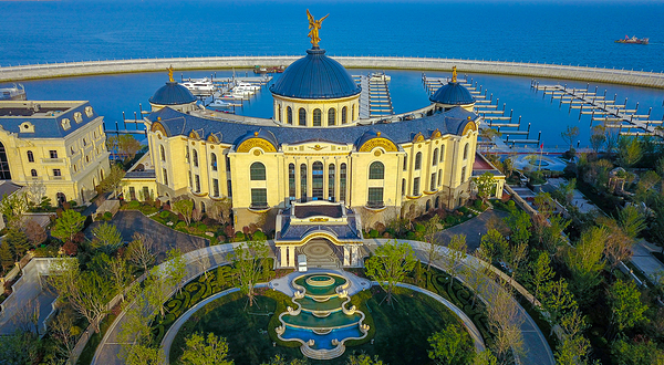 青岛东方影都融创游艇会