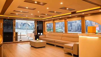 星光大道维港邮轮