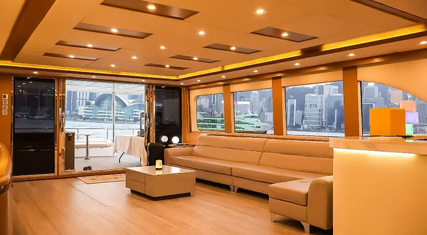 星光大道维港邮轮