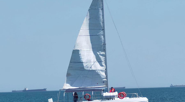 山海关白鹭湾帆船