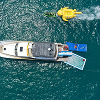 神州半岛自由鹿游艇俱乐部