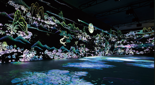 《当云散去，月亮就会发光，微风吹拂，星星就会闪烁》沉浸式媒体展